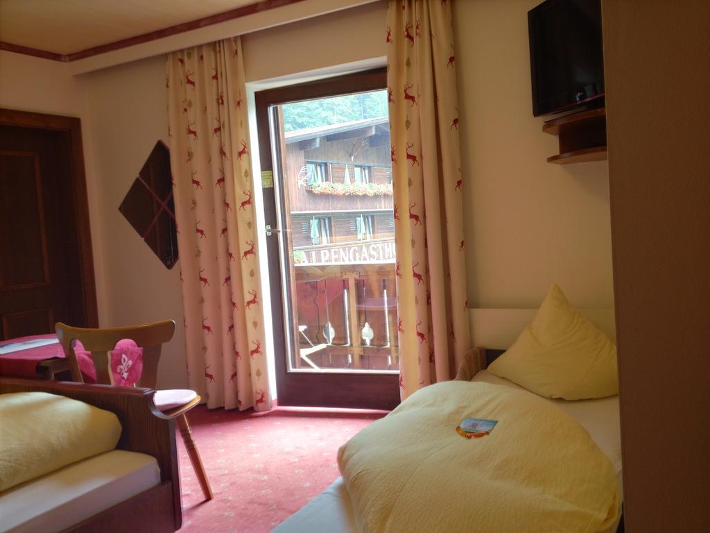 Das Naturhotel Die Eng Hinterriss Oda fotoğraf
